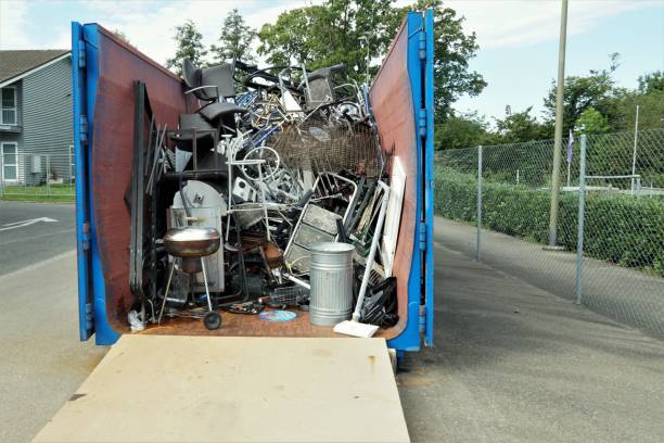 Best Yard Cleanup Services  in Newport East, RI